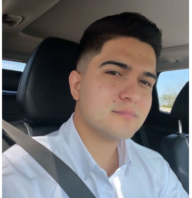 <em><strong>José Ramírez</strong></em>